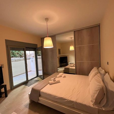 Las Vergas - Enjoy Our Swimming Pool In Kalamata, Greece Εξωτερικό φωτογραφία