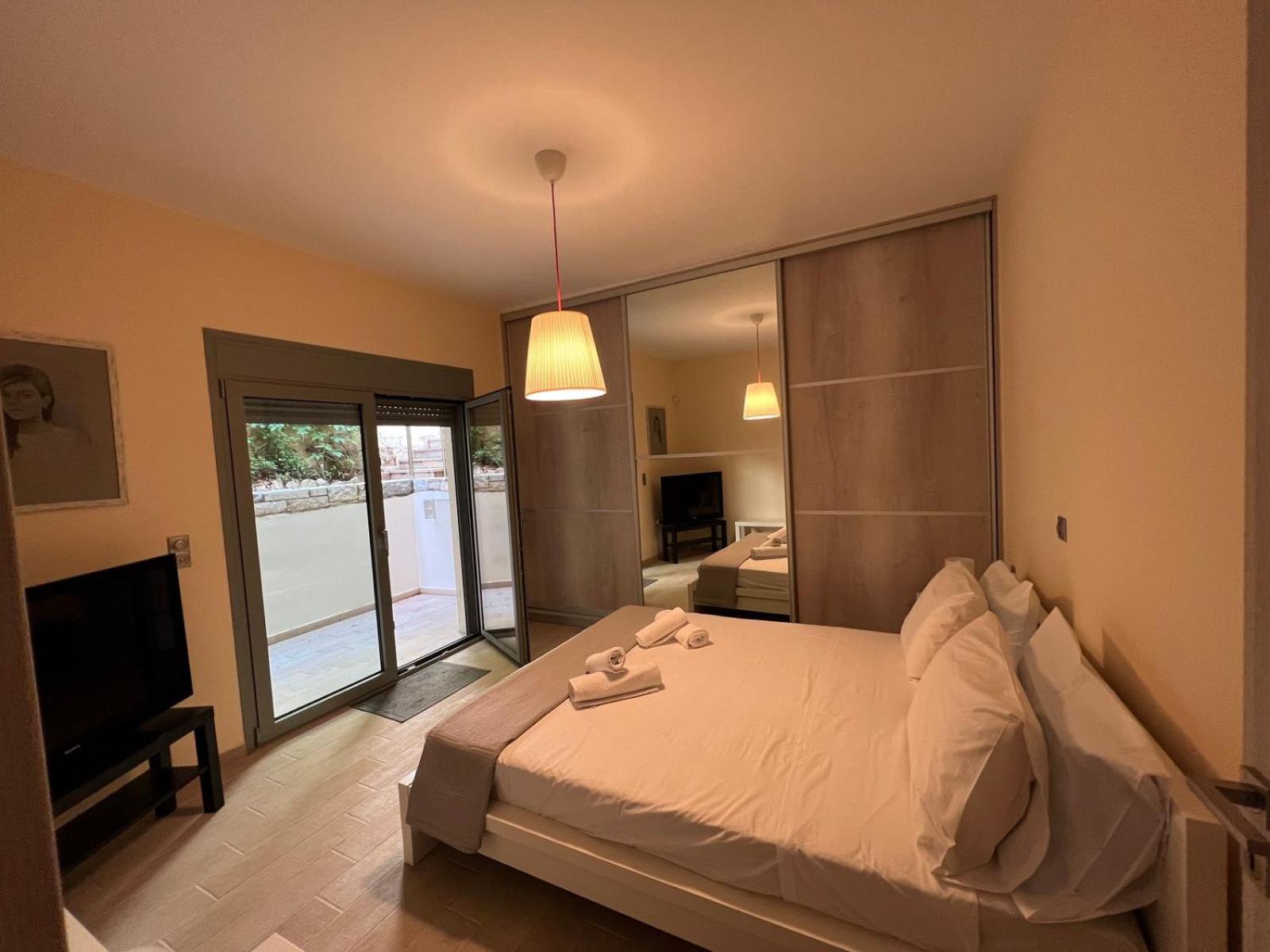 Las Vergas - Enjoy Our Swimming Pool In Kalamata, Greece Εξωτερικό φωτογραφία